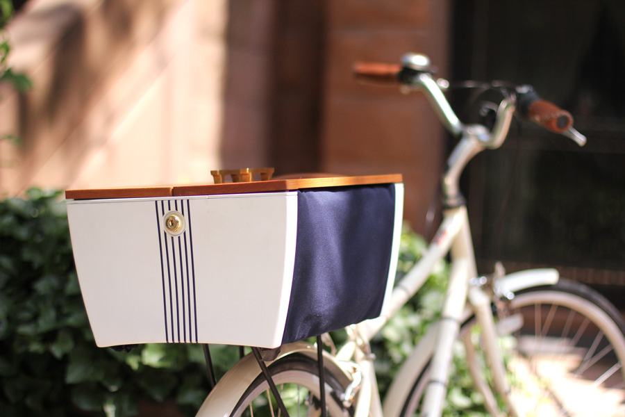 Buca Boot - A Bike Trunk For All Your Stuff