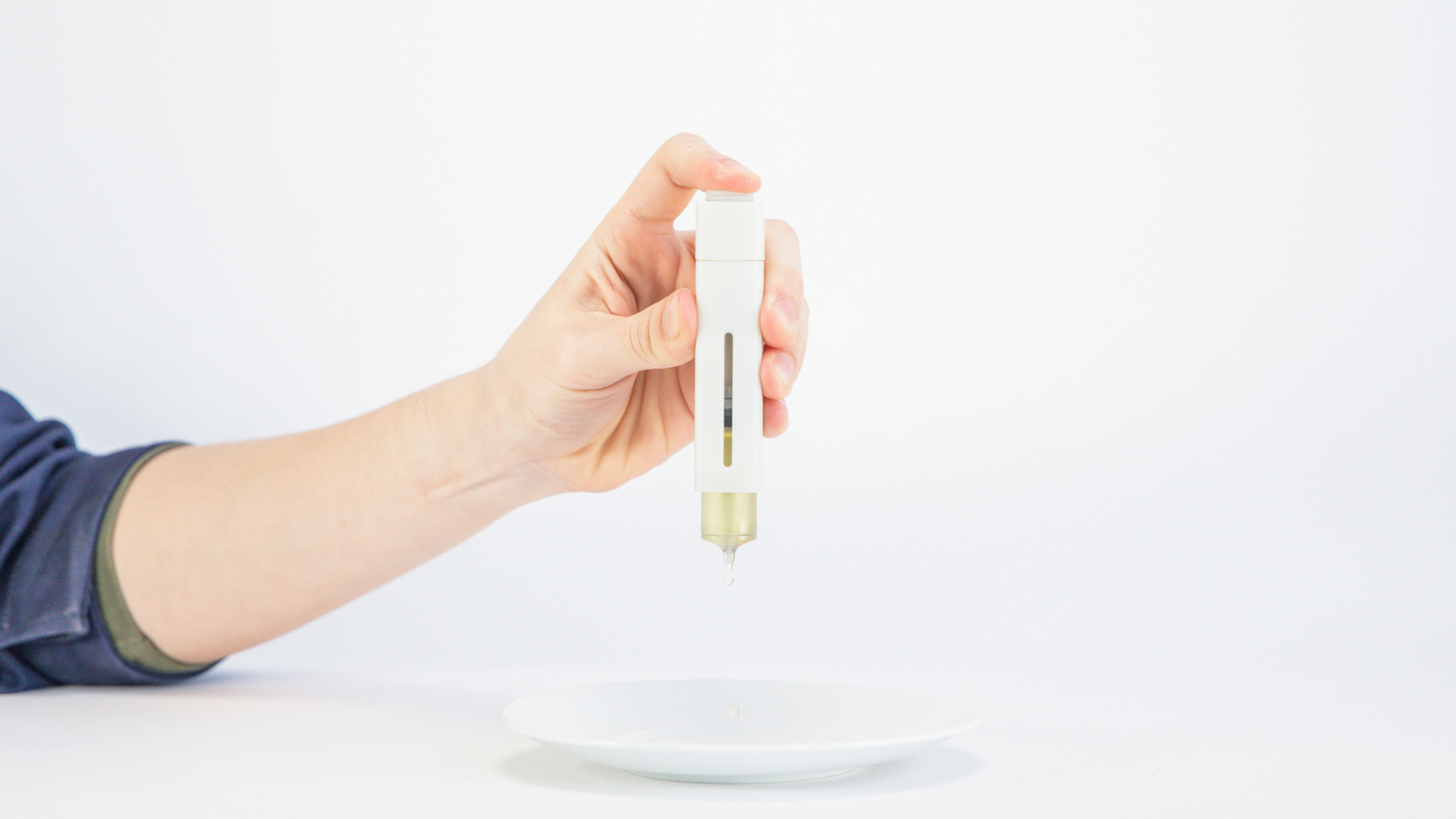 Tync - Accurate, portable CBD oil dispenser